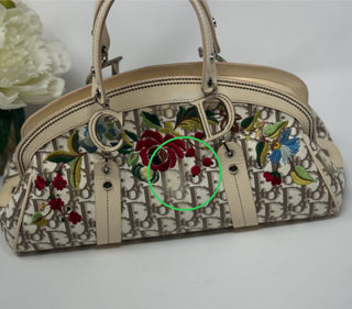 CHRISTIAN DIOR Beige Diorissimo Embroidered Flowers Tote Bag Beige (Copy)